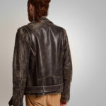 Men Fine Grain Distressed Leather Jacket - Image 3